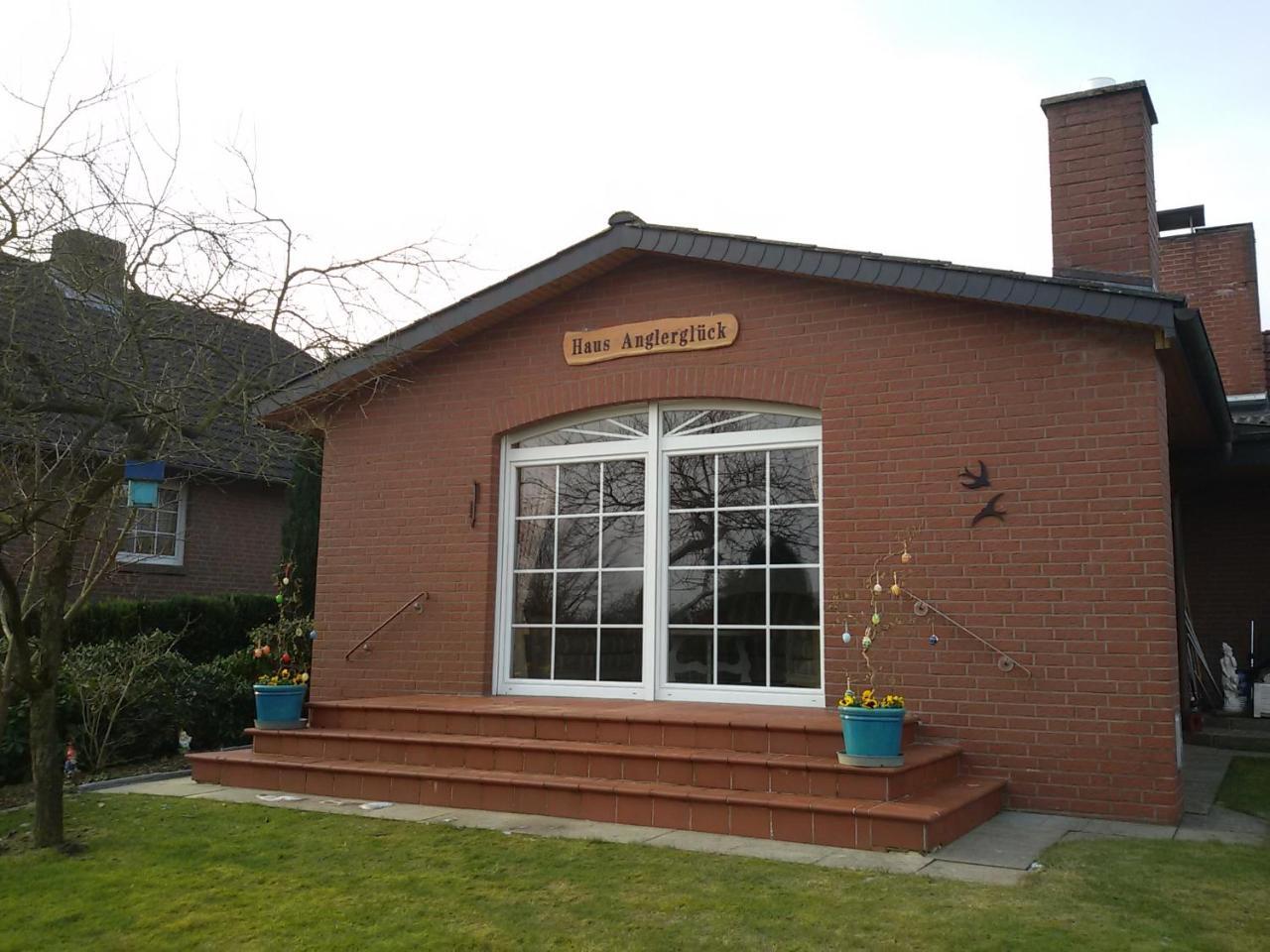 Ferienhaus Anglerglück Apartamento Hemmoor Exterior foto